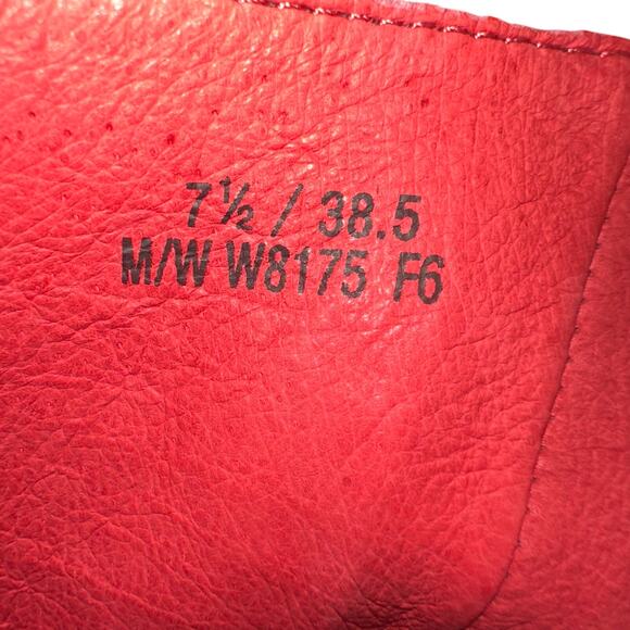 Born Women’s Suede Calf High Boots Brown Flat Comfort Size 7.5 (W8175) - Picture 6 of 10